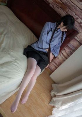 午夜视频免费在线