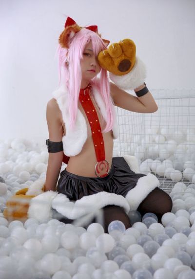 放荡的小yi子大胸