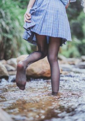 舞蹈老师呻吟粉嫩紧窄视频